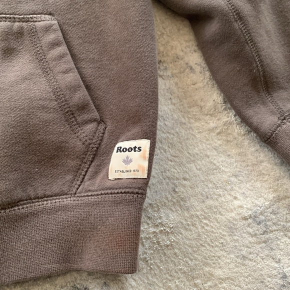 Gently Loved Hoodie Zip Up Jacket by RootsKids - Picture 3 of 9